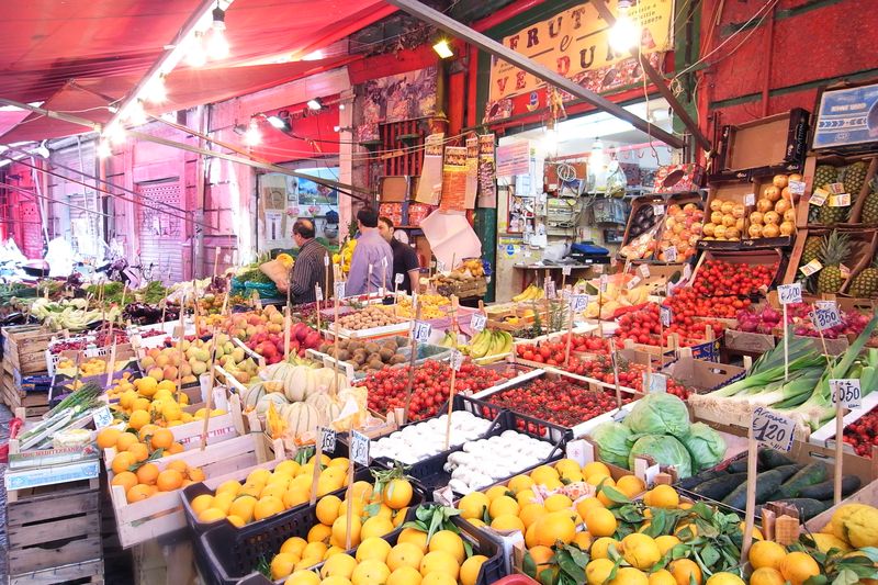 20110728_A palermo, Sicilia - Porto, Mercato della Vucciria10_RIMG2702